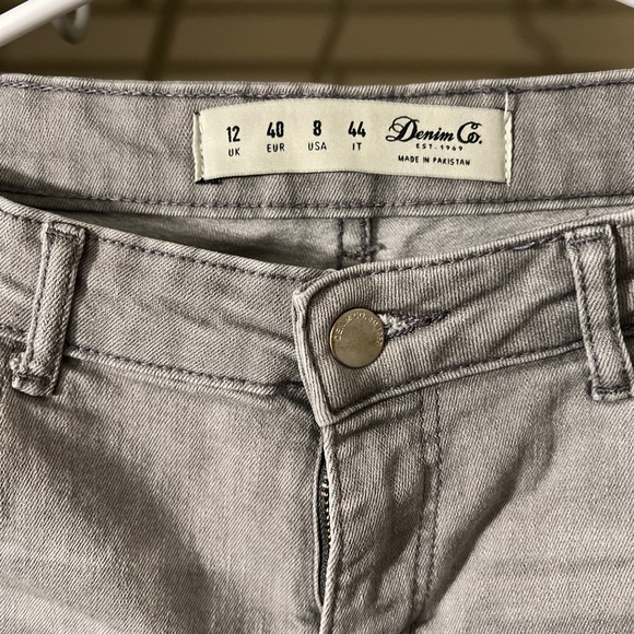 Grey Denim Jeans in UK size 12 from Denim & Co - Picture 2 of 3